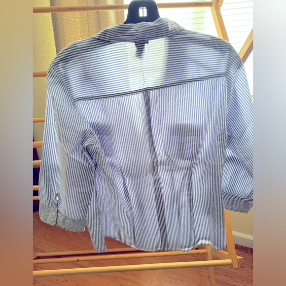 H&M button up - Picture 2 of 4